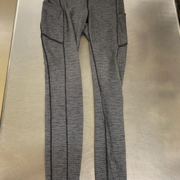 Lululemon Speed Up Tight 28" - Picture 5 of 6